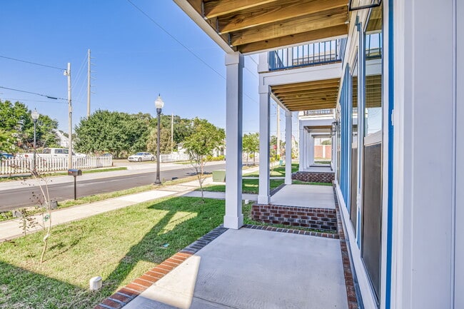 Foto del edificio - 536 N De Villiers St