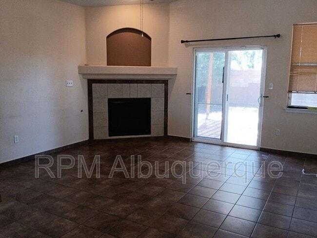Foto del edificio - 9224 Lower Meadow Ave SW