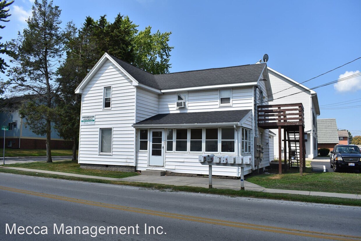 Primary Photo - 2 br, 1 bath Apartment - 642 S College