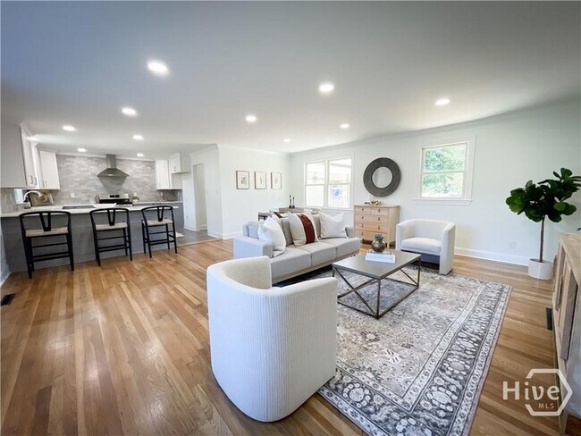 Foto del edificio - 1092 West Lake Dr