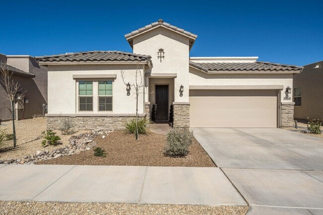 Building Photo - 3865 Jericho St