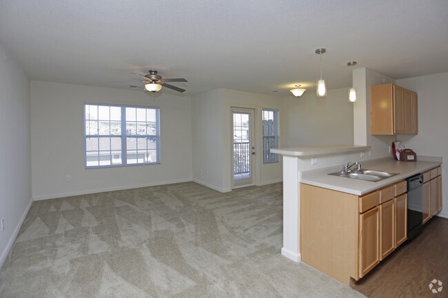 2HAB, 2BA - 876 ft² - RIVER GLEN I