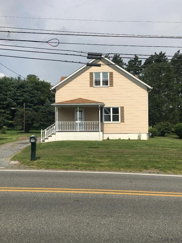 Primary Photo - 1145 Forest Hills Dr