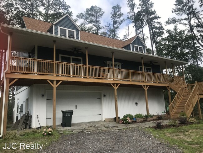 Building Photo - 6 br, 3 bath House - 213 Bay Tree Beach Road