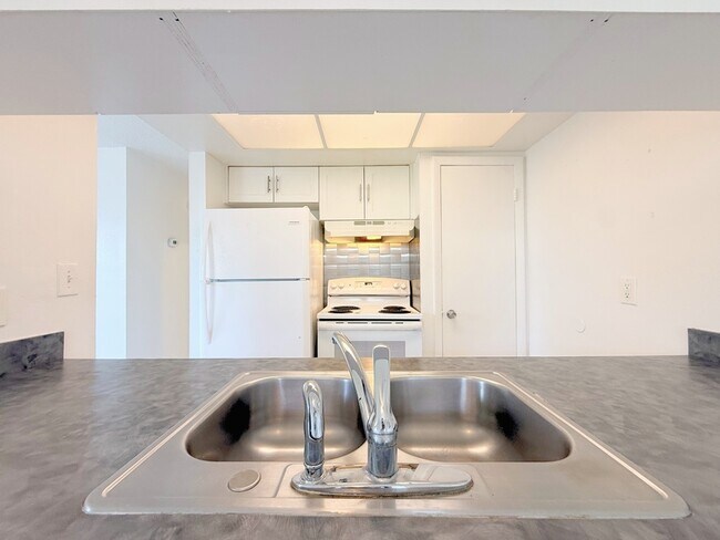 Foto del edificio - 3716 137th Ave N