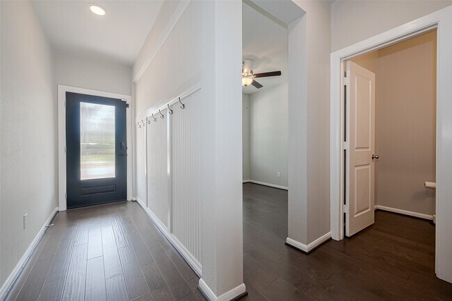 Building Photo - 29310 Sweet Orange Ct