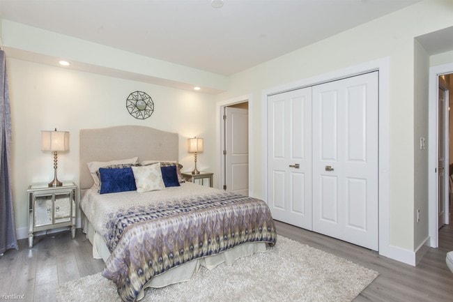Building Photo - 2 br, 2 bath  - 1533-39 PARRISH ST Unit 4E