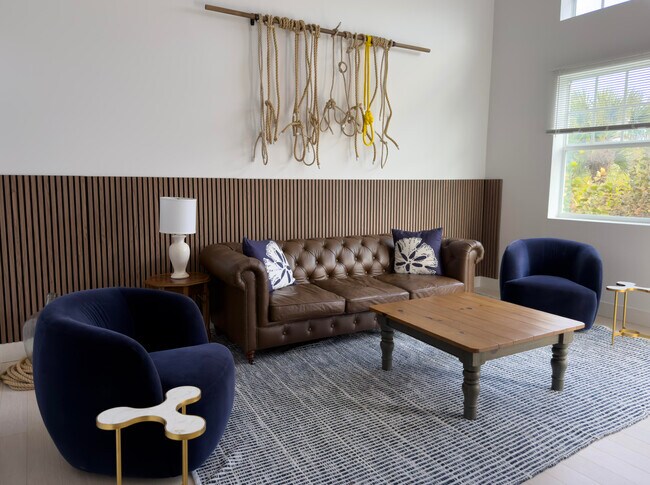 Foto del edificio - 606 Mainsail Cir