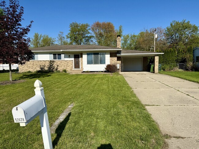 Building Photo - 52678 Pappy Ln