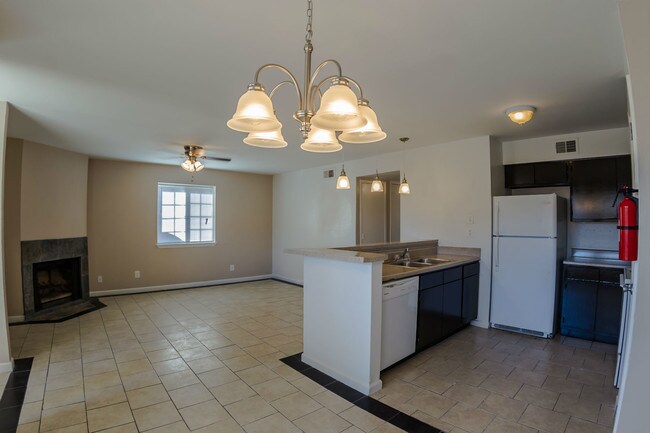 Building Photo - 10102 Bonann Dr