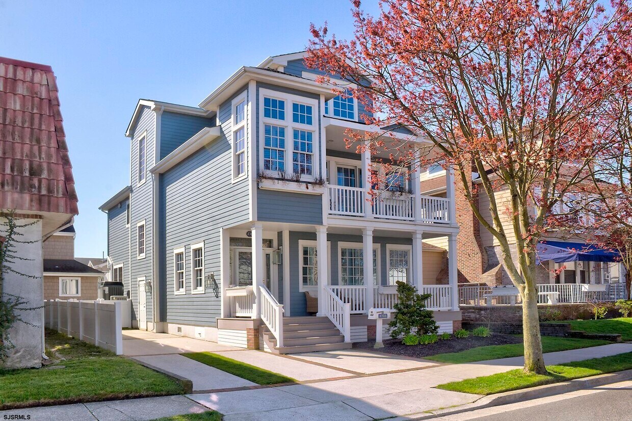 Primary Photo - 8308 Ventnor Ave