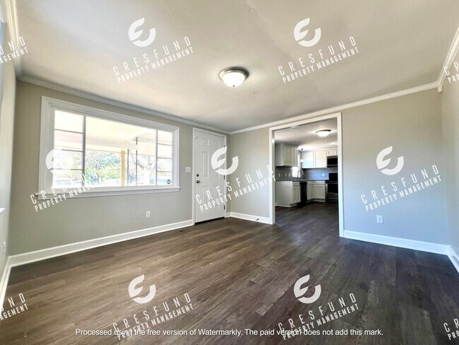 Building Photo - Charmingly Remodeled Home Ready for Move In!