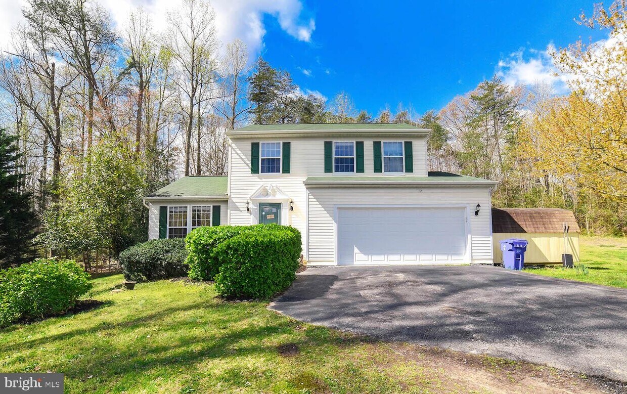 Primary Photo - 16430 Triple Crown Ct