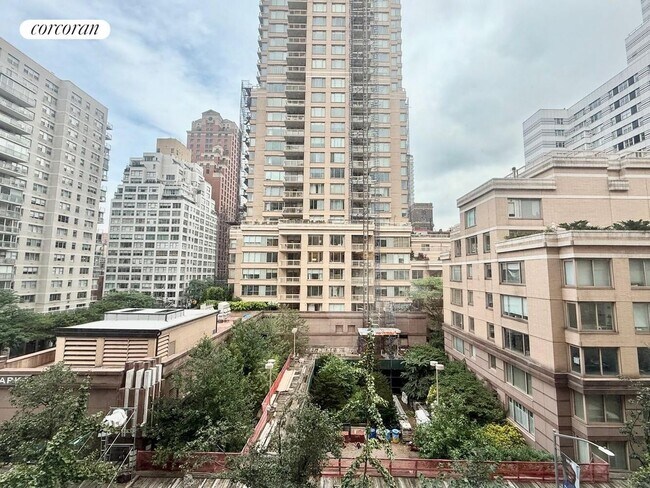 Foto del edificio - 210 E 68th St