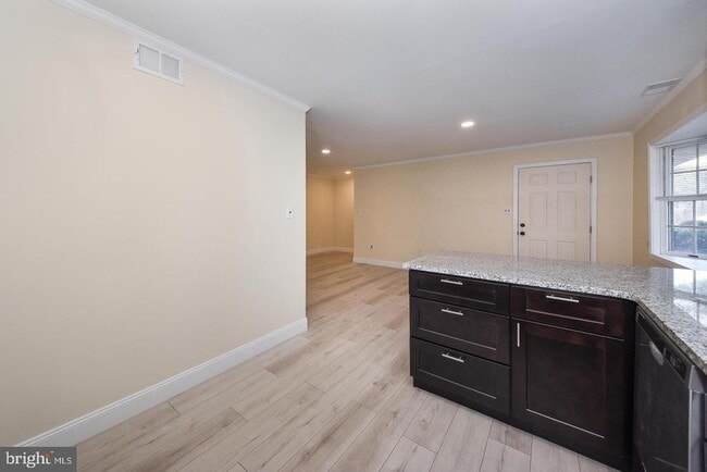 Building Photo - 2106 Whitpain Hills