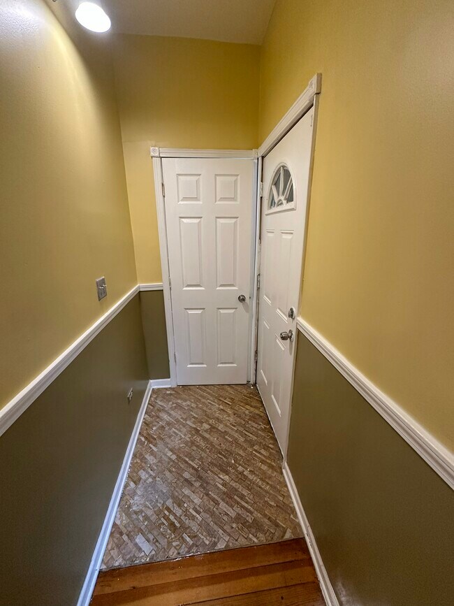 Foto del edificio - 8220 S Coles Ave