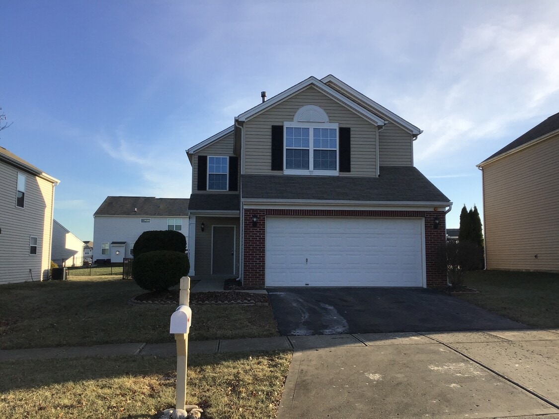 7786 Highbrook Drive House for Rent in Maineville, OH