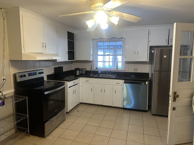 Photo - 125 Stimson Rd House