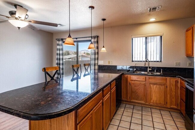 Foto del edificio - 1097 Sahuaro Dr