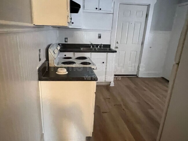 Foto del edificio - 819 Arlington St