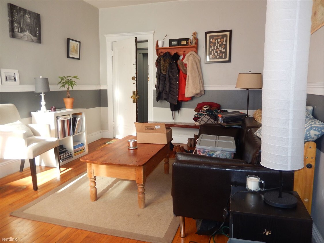 41 Woodstock Ave, Brighton, MA 02135 Condo for Rent in Brighton, MA