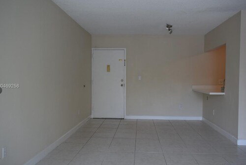 Foto del edificio - 2160 SW 16th Ave