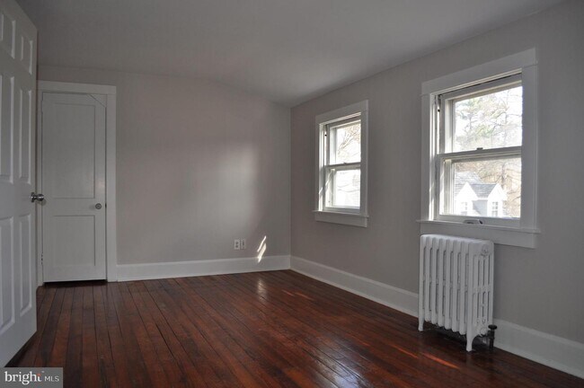 Building Photo - 131 Prospect Ave