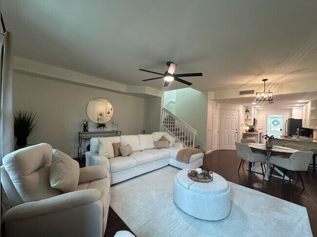 Foto del edificio - 3325 E Community Dr