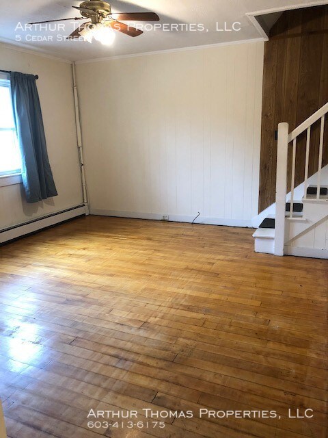 Foto del edificio - Spacious 3 Bedroom Townhome