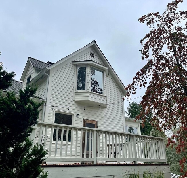 Building Photo - This MAGICAL Bainbridge Island farm is now...