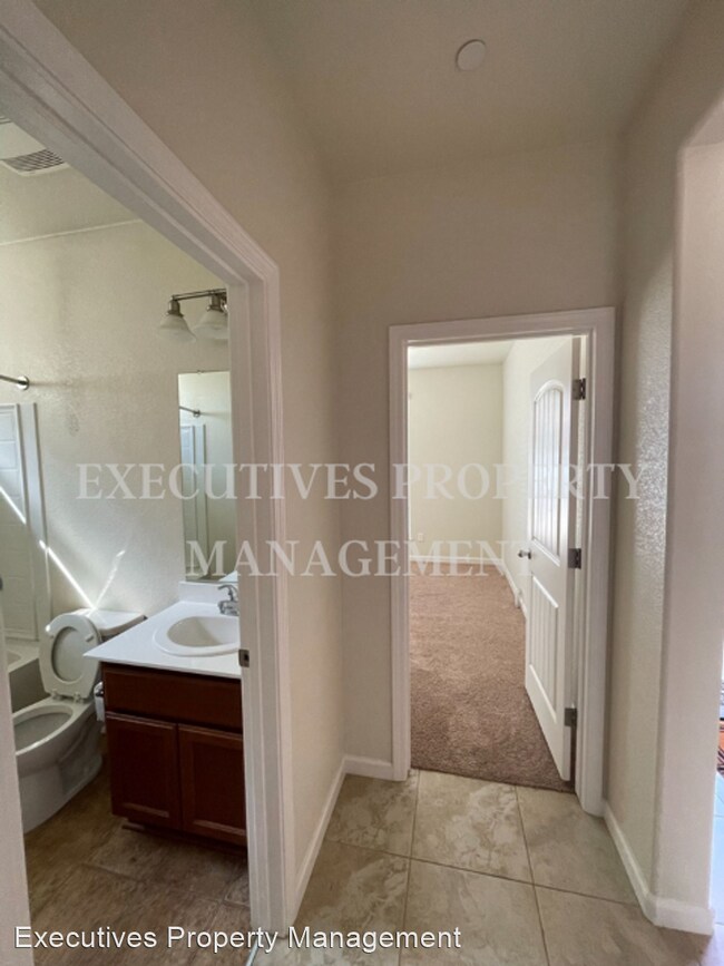 Foto del edificio - 3 br, 2 bath House - 1342 Irvine Court