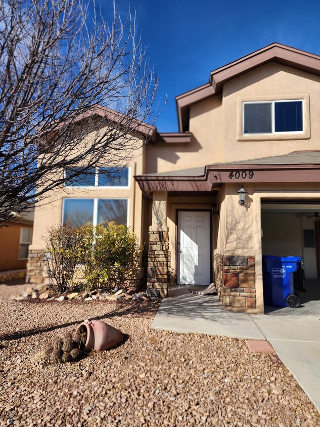 4009 Monte Sombra Ave, Las Cruces, NM 88012 House Rental in Las