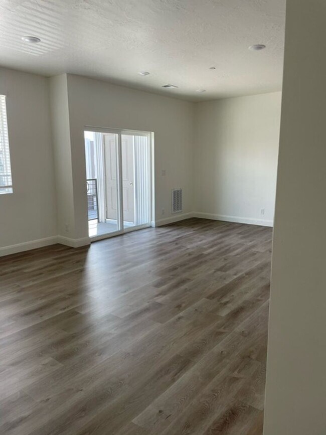 Foto del edificio - Resort-Style Living | 3 Bedroom Home with ...