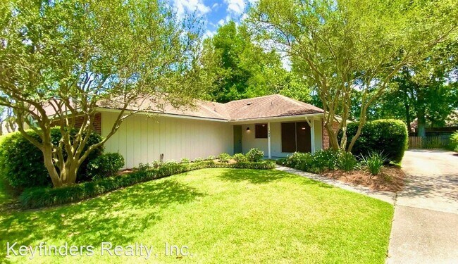 Building Photo - 3 br, 2 bath House - 1344 Brookhollow Drive