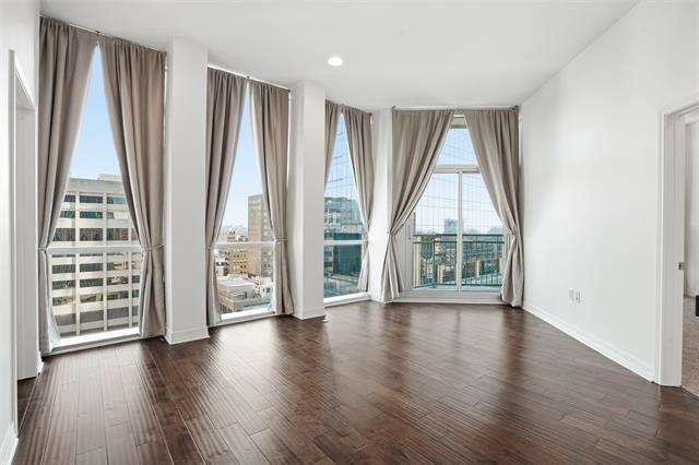 Foto del edificio - 500 Throckmorton St