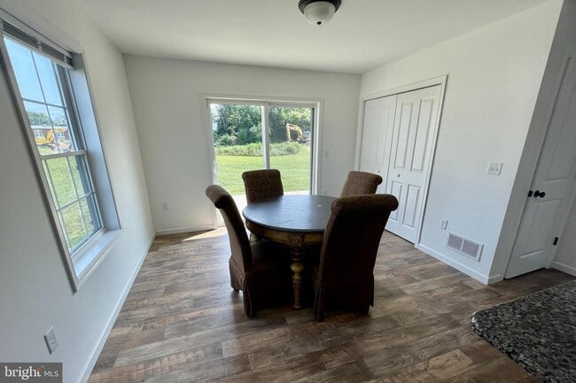 Building Photo - 401 Masonic Dr