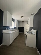 Building Photo - 15014 Culley St