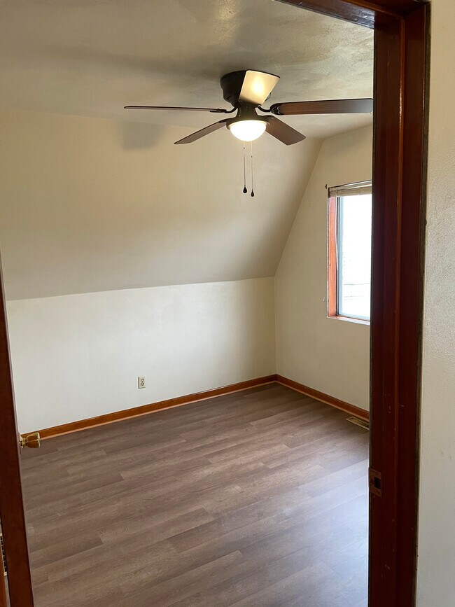 330 Bessemer Ave Unit 330.5, Grove City, PA 16127 Rentals in Grove City at 330 Bessemer Ave