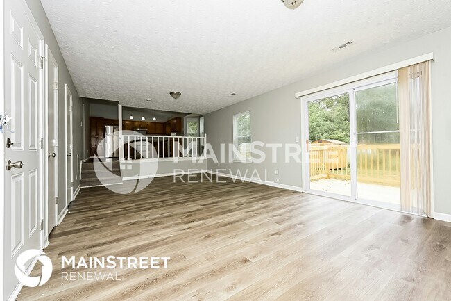Foto del edificio - 3042 Medina Dr