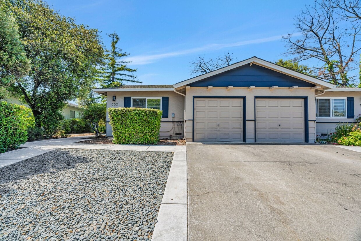 Primary Photo - 652 Vasona Ave