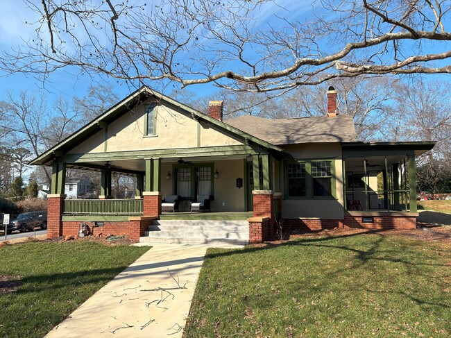 Foto del edificio - 190 Milledge Cir