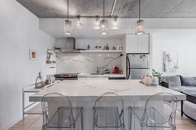 Building Photo - 75 Portland St