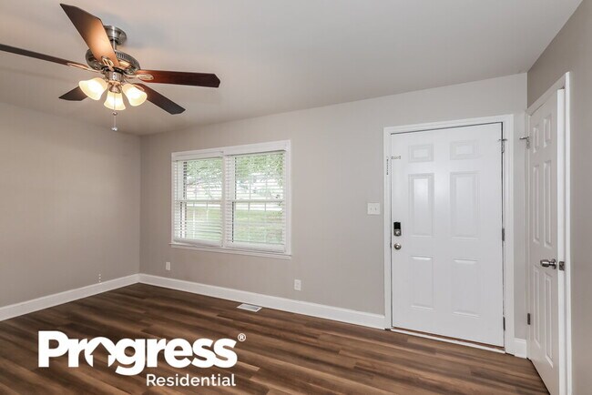 Foto del edificio - 234 Short Hills Dr