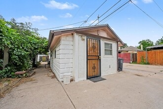 Building Photo - 3910 Perry St