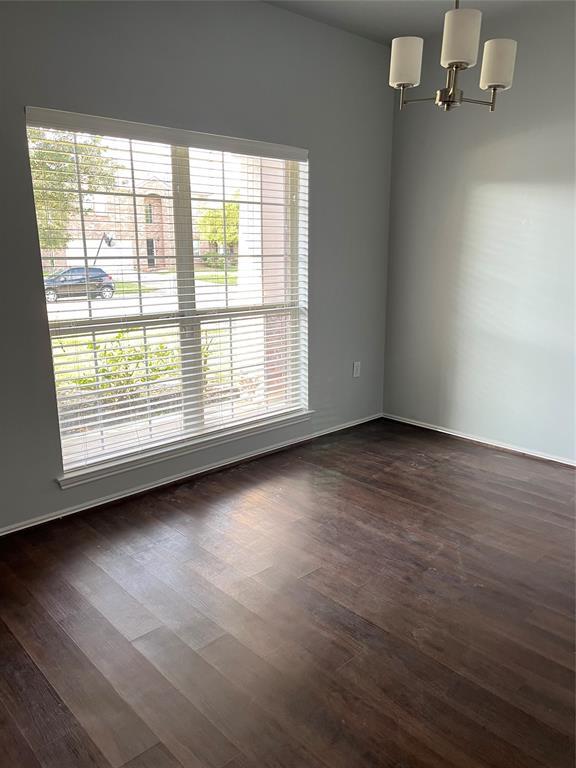 Foto del edificio - 8727 Cedar Walk Dr