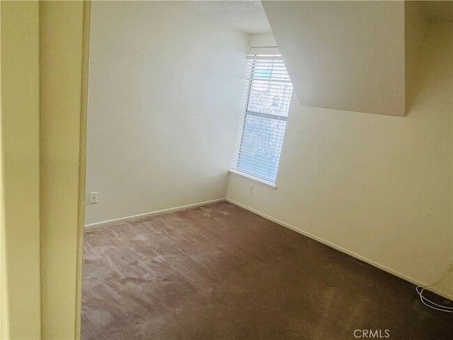 Foto del edificio - 44508 15th St E