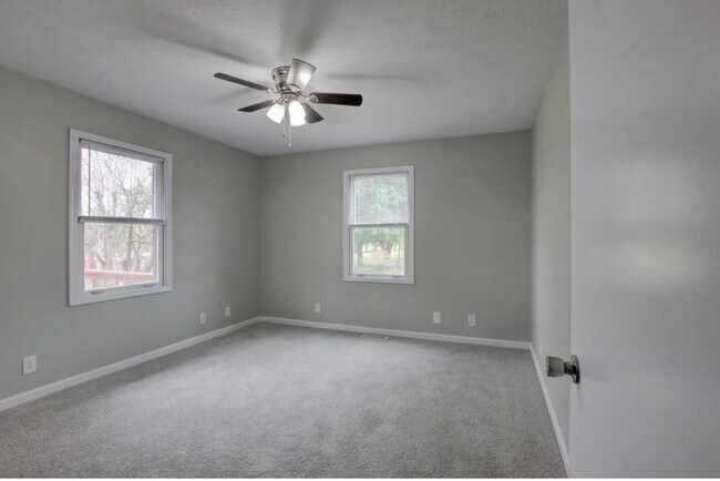 Foto del edificio - Freshly Renovated Home on Large Lot – Read...