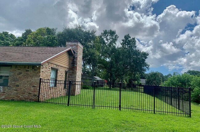 Foto del edificio - 7935 Timberlake Dr