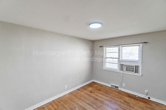 Foto del edificio - 1808 W 2nd Ave