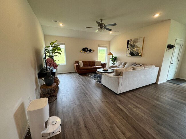 Foto del edificio - 4506 SW Sackett Ave